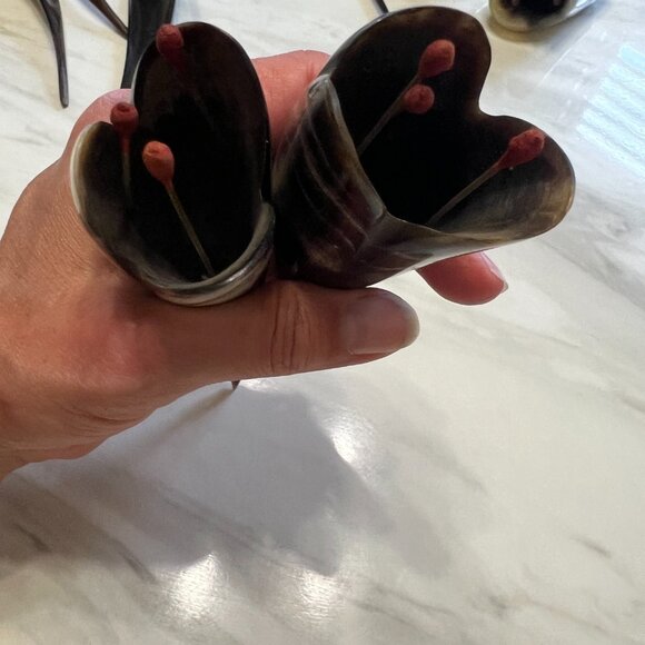 This set of hand carved vintage tulips, leaves and Stems were hand carved from A - Picture 3 of 11